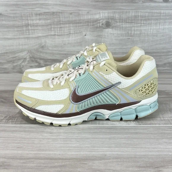 Nike Zoom Vomero 5 Team Gold Seafoam Mens Size 8.5 IB2987-700 - Picture 2 of 9